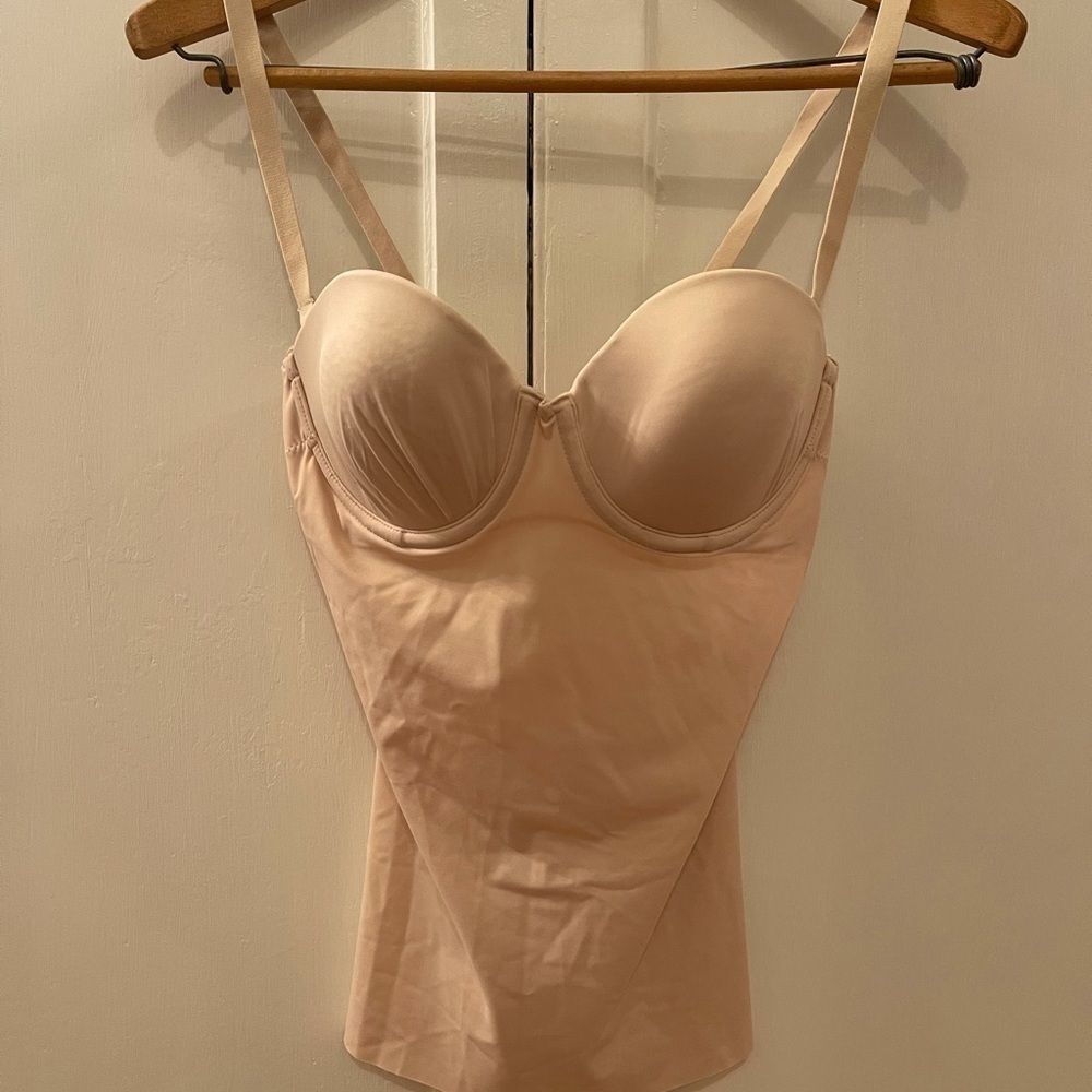 Practically new Maidenform nude shapewear​​​​​​​​​​​​​​